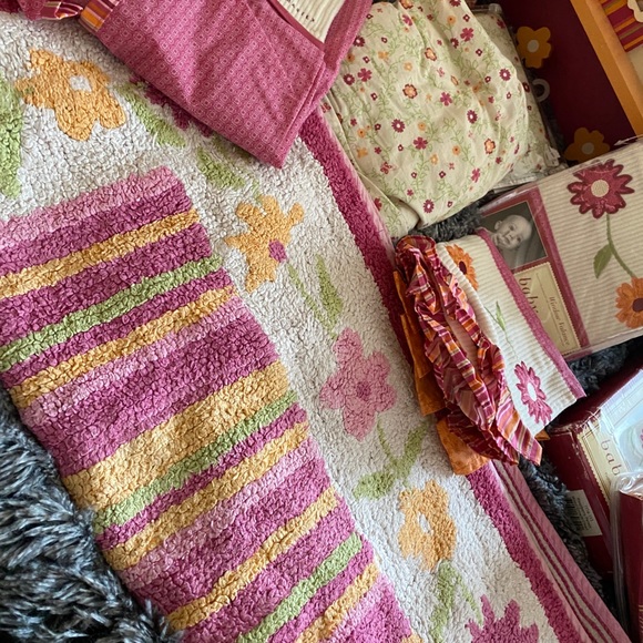 Baby Martel Raspberry Petals Crib Bedding - Picture 8 of 9